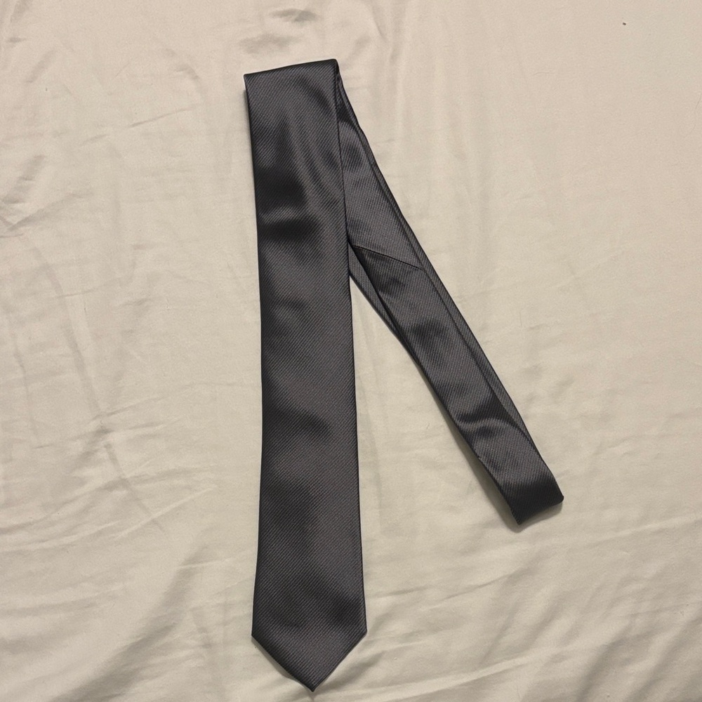 Kenneth Cole Reaction Charcoal Tie
